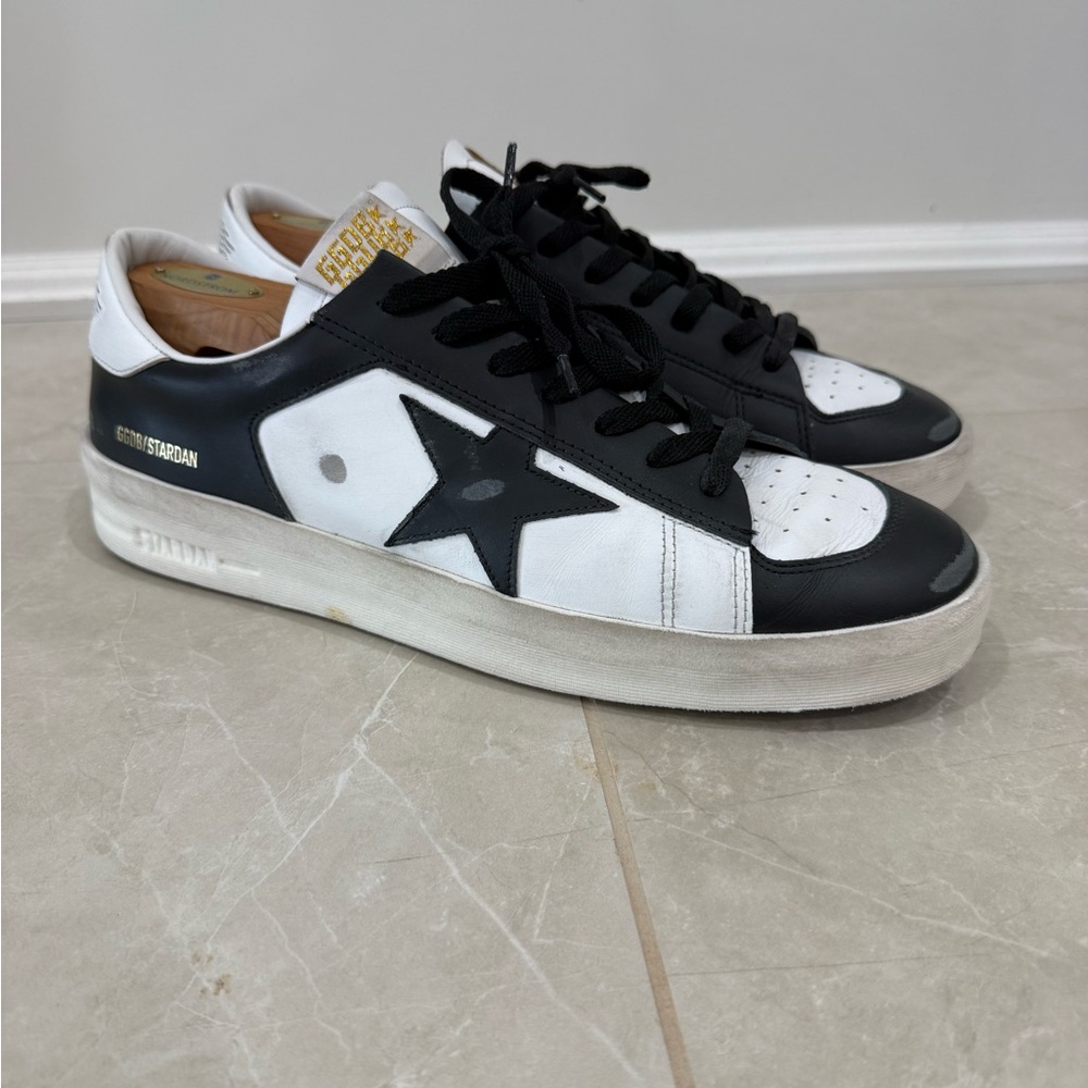 Golden Goose Stardan Low-Top Sneakers – Black/White
